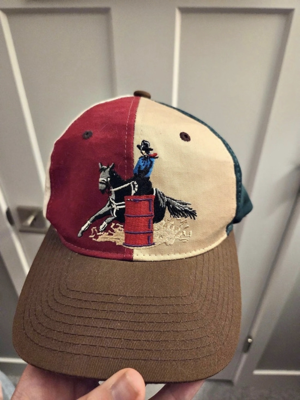 Vintage Color Block Embroidered Hat Brown